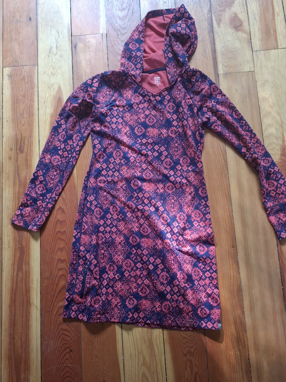 Title Nine Girls' Long-Sleeve Hooded Dress in Coral and Navy Geometric Print